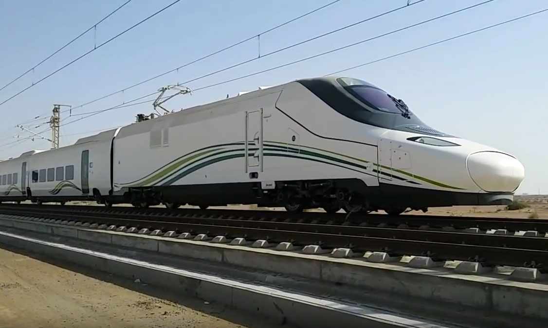 saudi,services,holy,train,cities