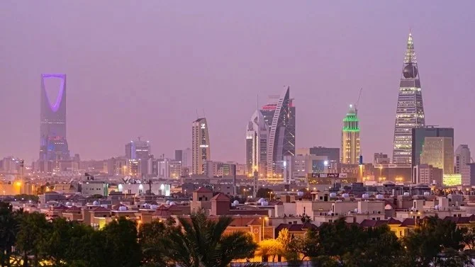 saudi,india,economy,growing,fastest