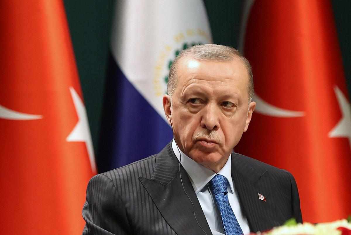 rates,turkey,interest,continue,erdogan