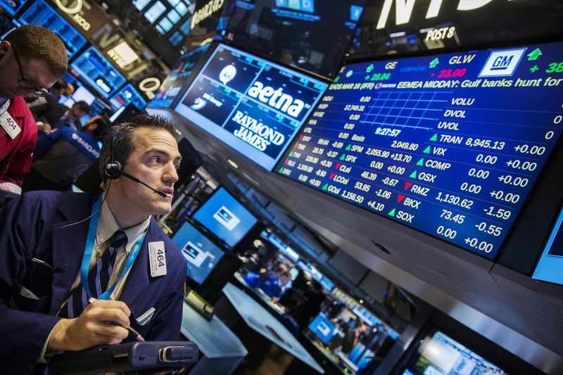 investors earnings dow pause busy