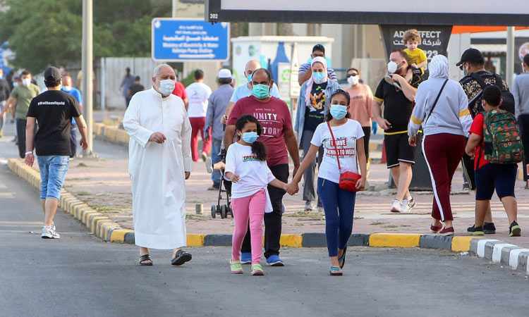 kuwait curfew parks covid cases
