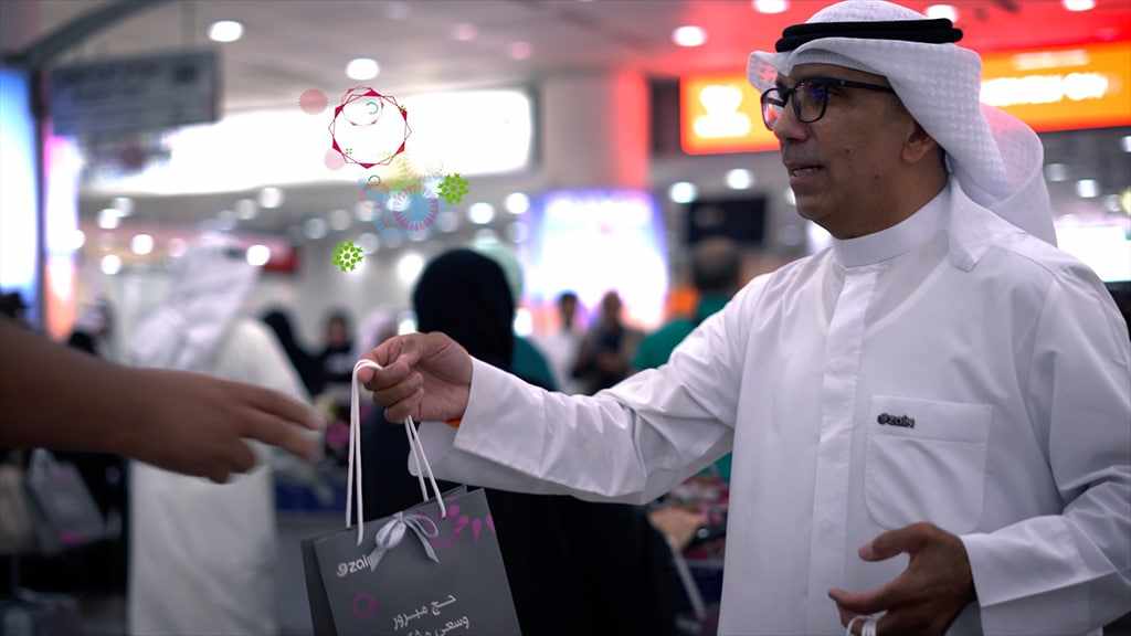 international,kuwait,airport,pilgrims,returning
