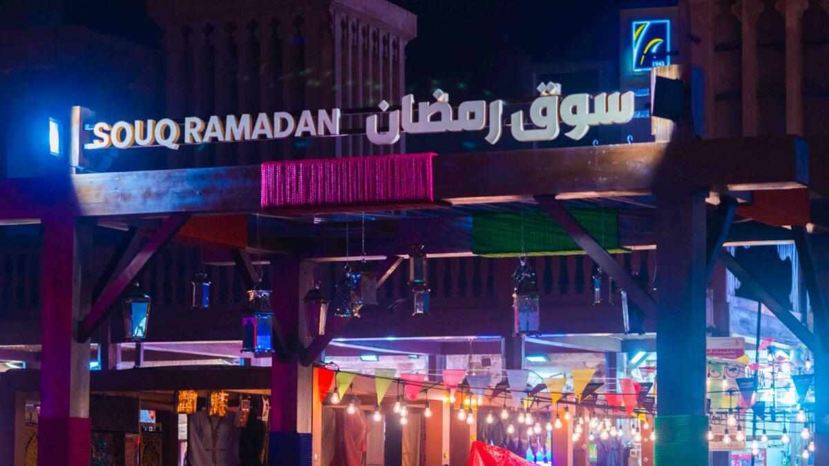 dubai,market,food,residents,ramadan