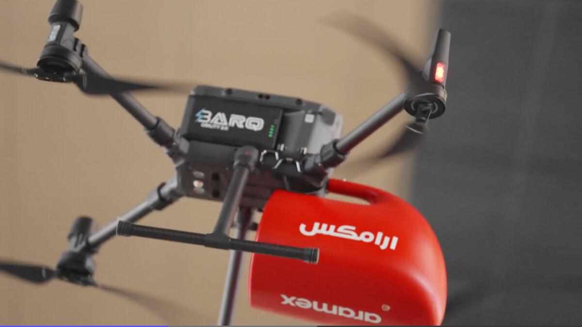 uae,residents,drone,robot,delivery
