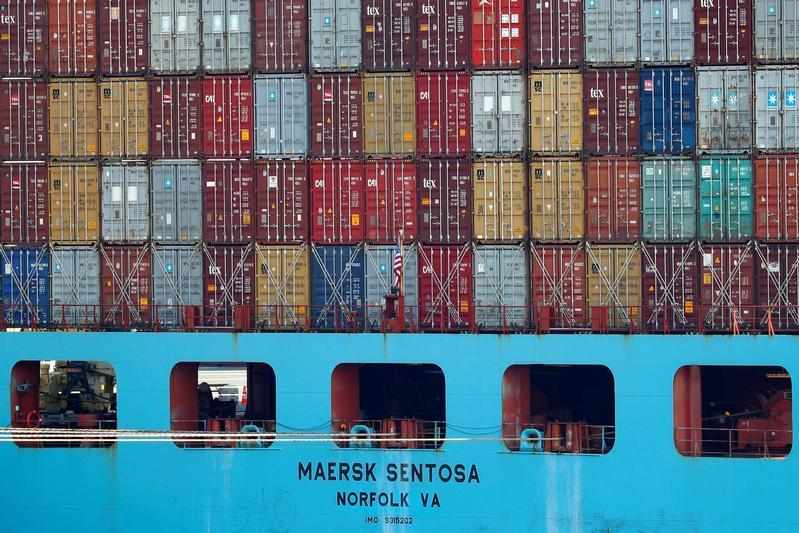 egypt,maersk,investments,sca,berth