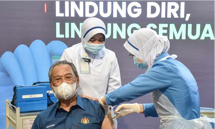 malaysia covid vaccination drive muhyiddin