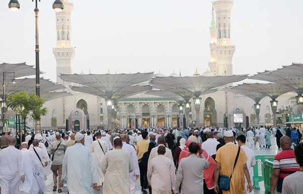 near,mosque,sidewalks,prophets,fresheners