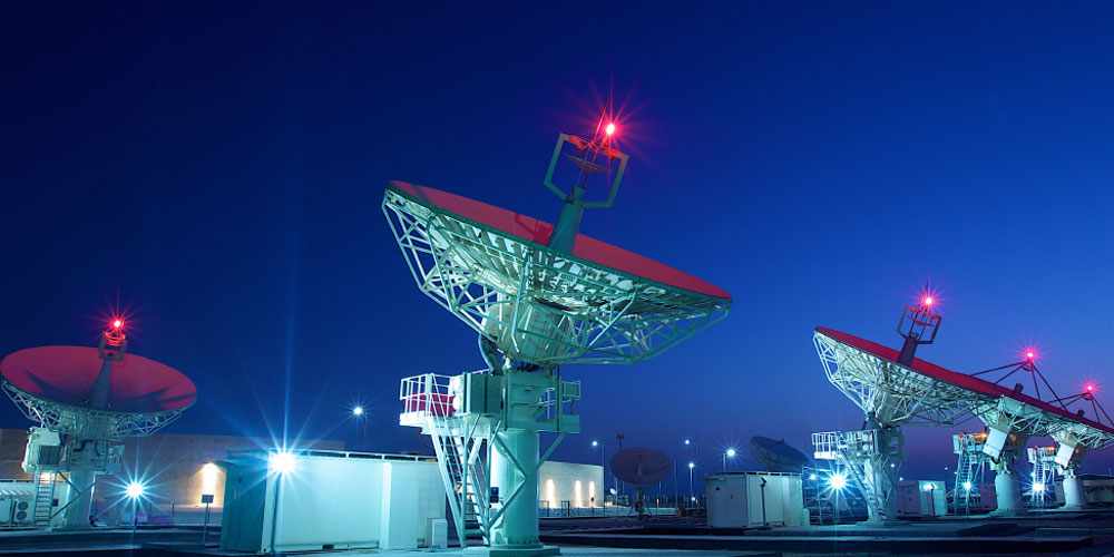 mubadala satellite operator yahsat debut