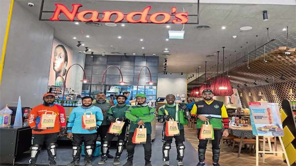 uae,delivery,drivers,nandos,iftar