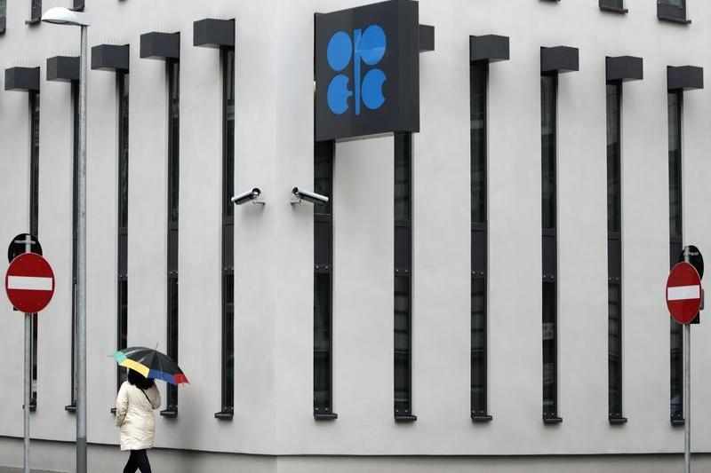 opec,kuwait,oil,committed,voluntary