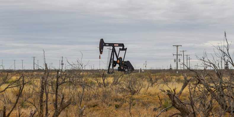oil producers prices shale crude