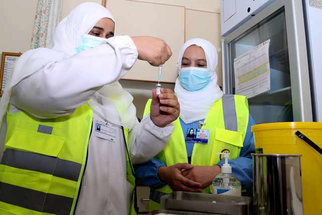 oman covid vaccination campaign arabia