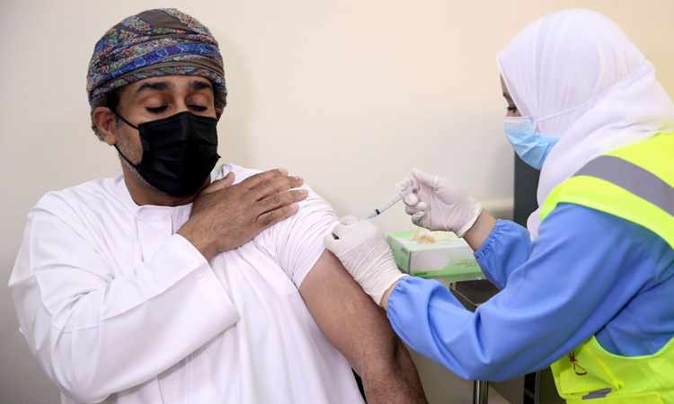 oman vaccination centre covid cases