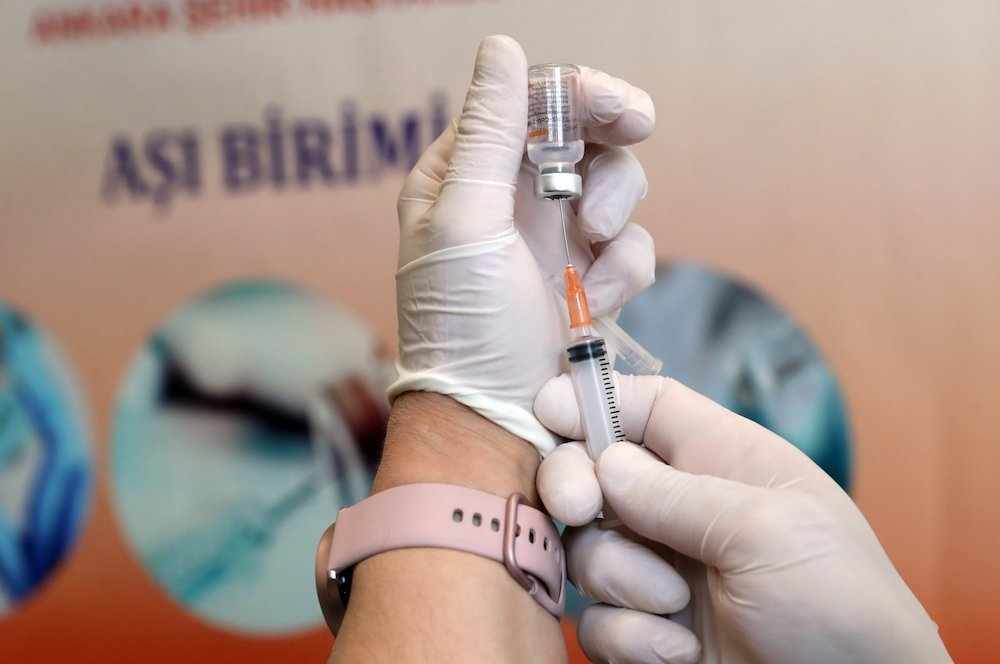 opposition vaccine turkish slams government