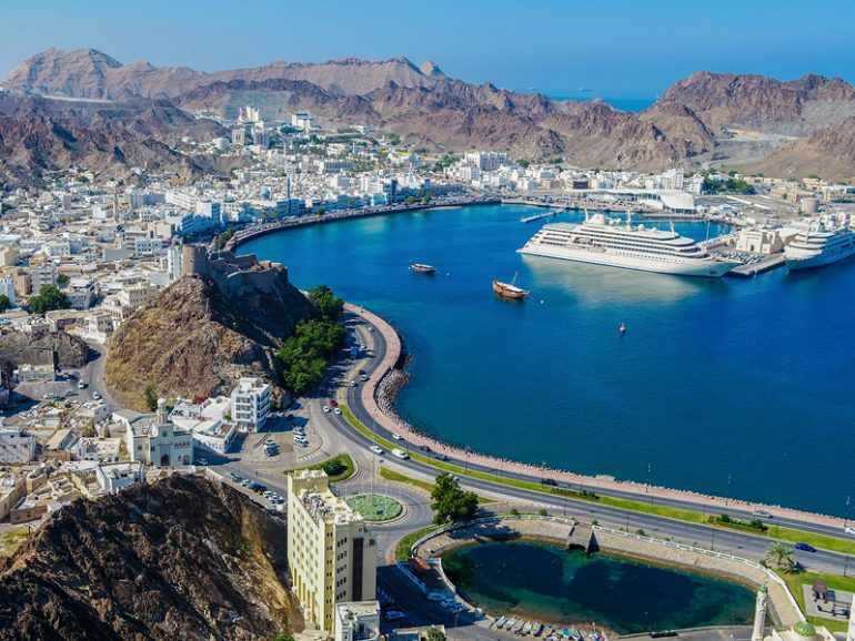 oman,outlook,fiscal,ratings,government
