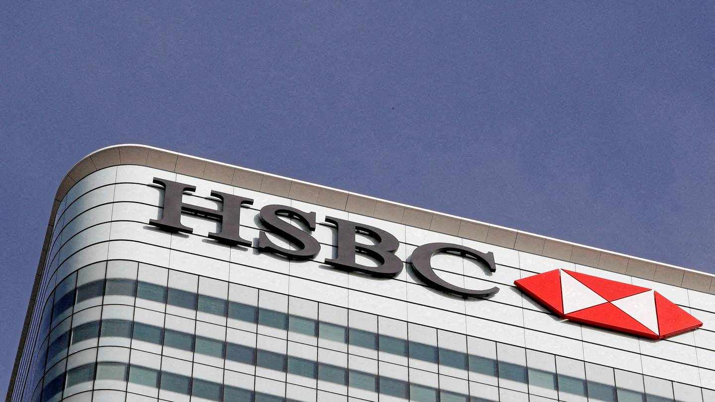 uae,national,hsbc,growing,private