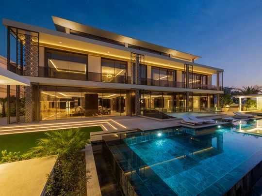 luxury,villa,ideal,property,properties
