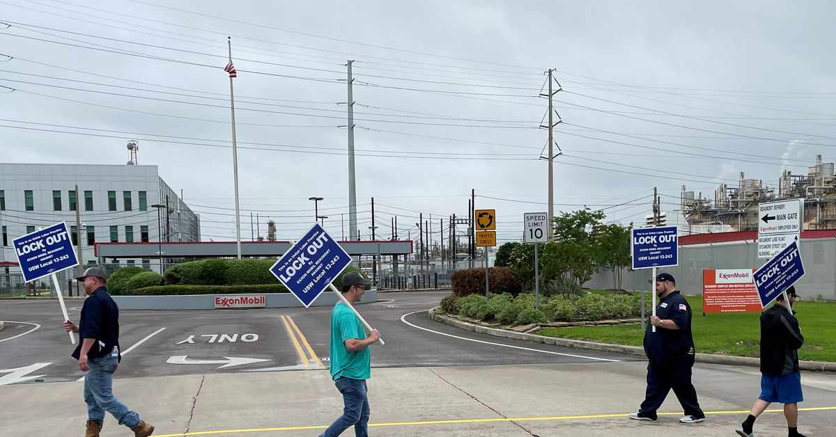 proposals exxon texas refinery