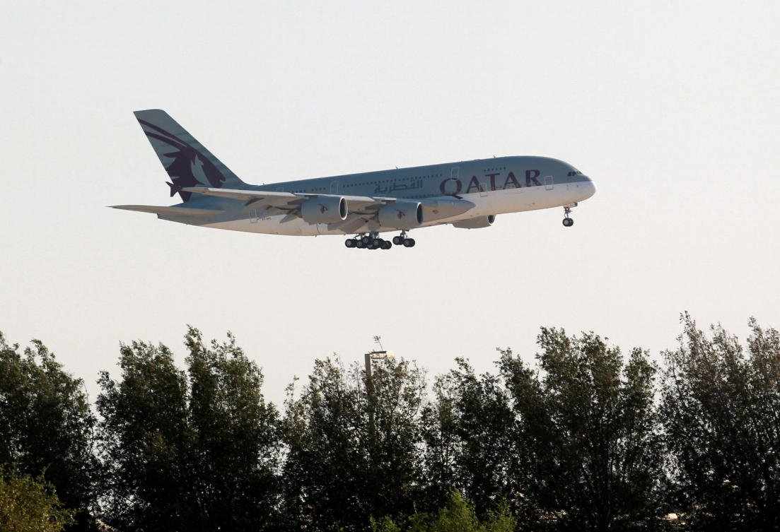 qatar airways airbus parked expects
