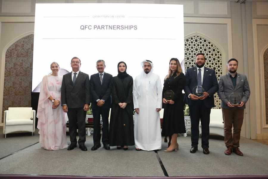 qatar,ambassador,leading,qfc,roundtable