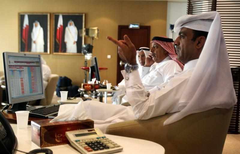 qatar,points,pressure,selling,industrials