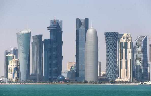 qatar,outlook,rating,changes,moodys