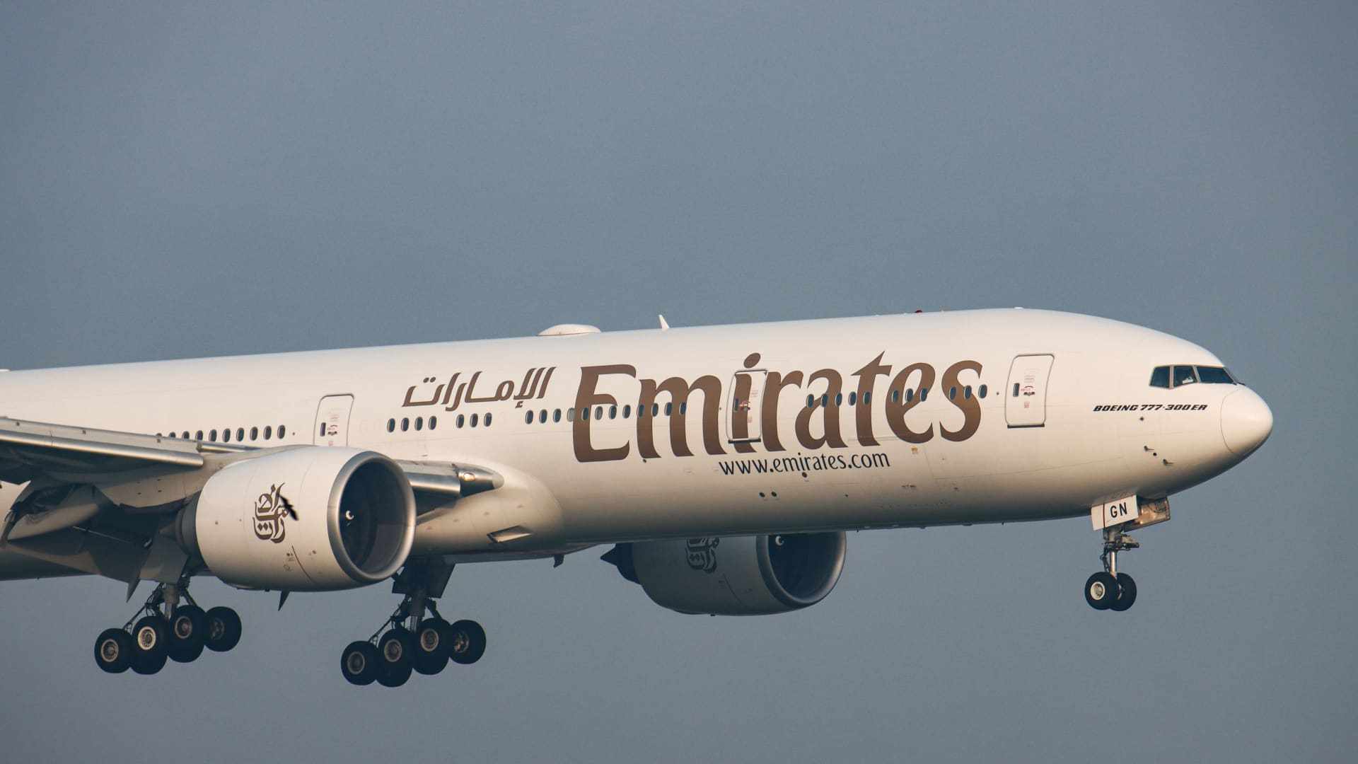 emirates,people,flights,ceo,russia