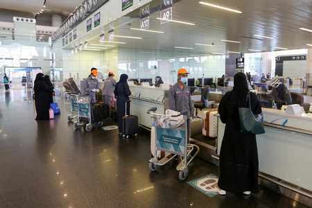saudi-arabia entry ban coronavirus restrictions
