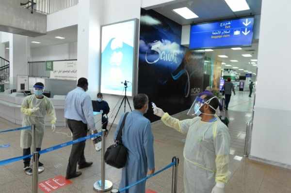 saudi-arabia international flights land sea