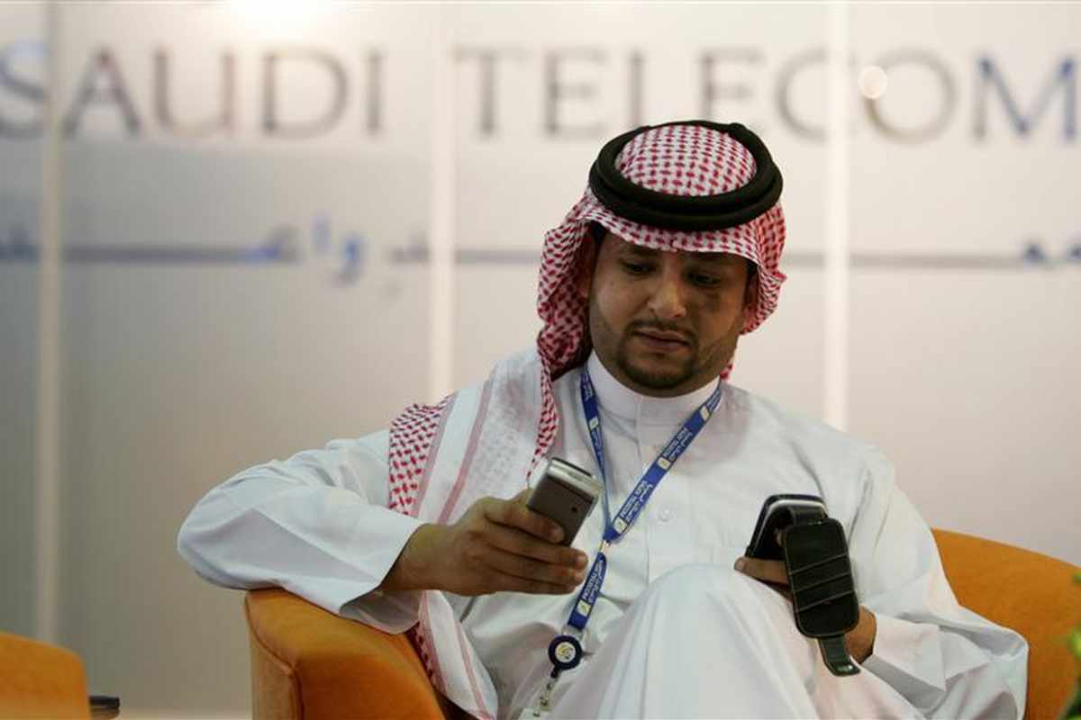 saudi telecom regulator issues mobile