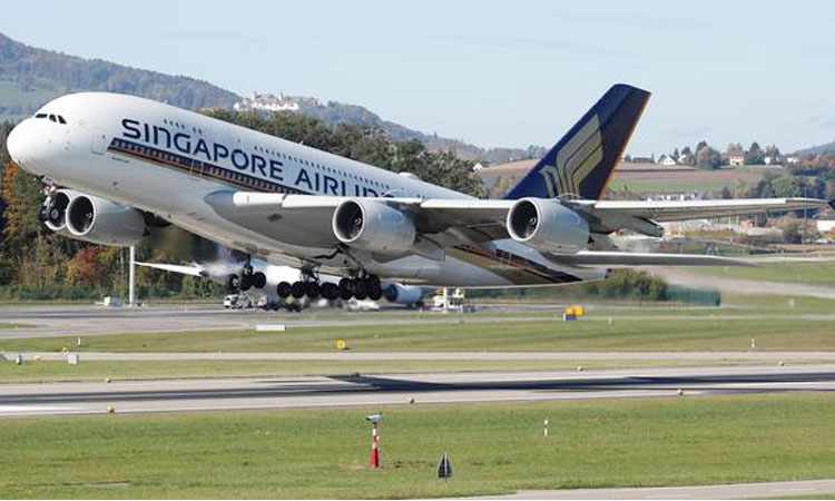 singapore airlines flights vaccinated crew