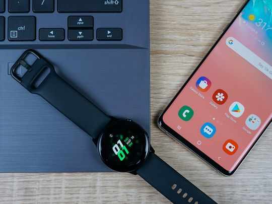 uae,android,smartwatches,phone,users