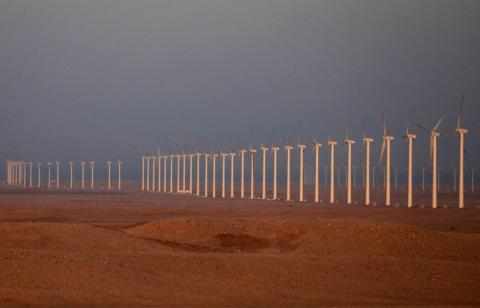 egypt,wind,solar,projects,power