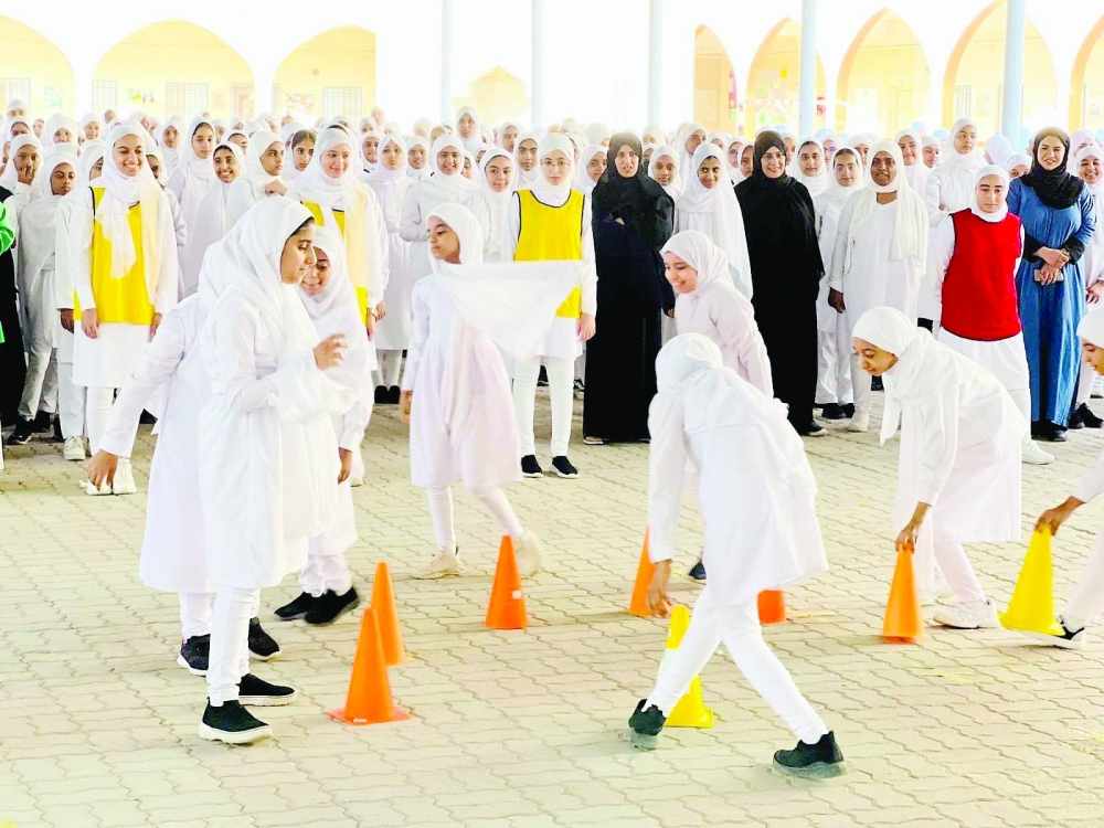 students,activities,physical,omani,muscat