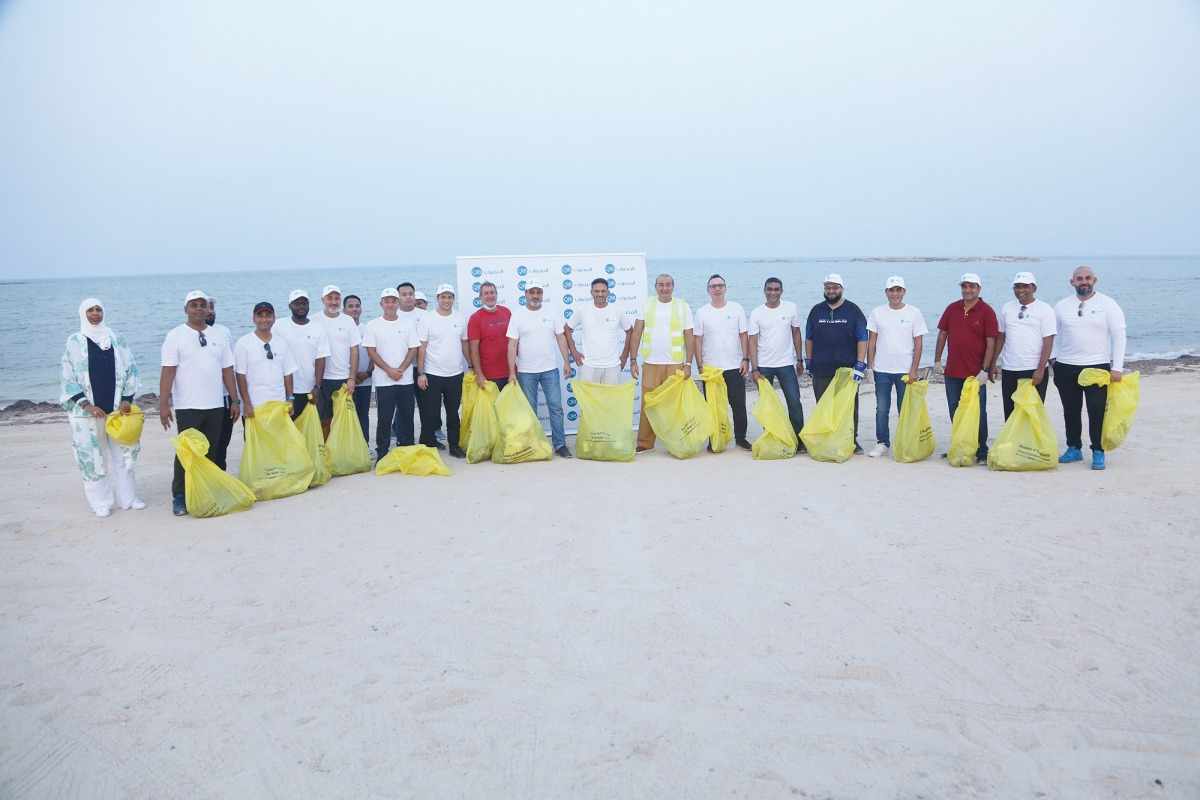 employees,qib,beach,khor,sustainability
