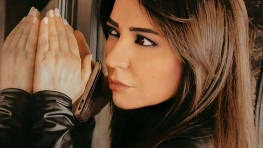 Syrian actress Amal Arafa shares details of Covid-19 diagnosis ...