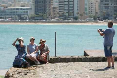 lebanon,tourists,expects,summer,passengers