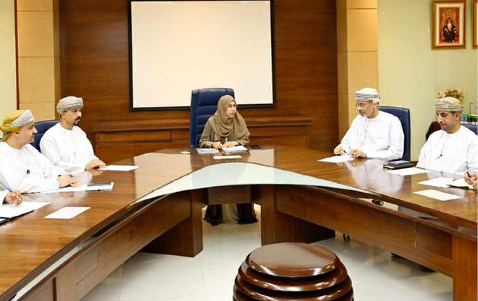 education,oman,committee,training,vocational