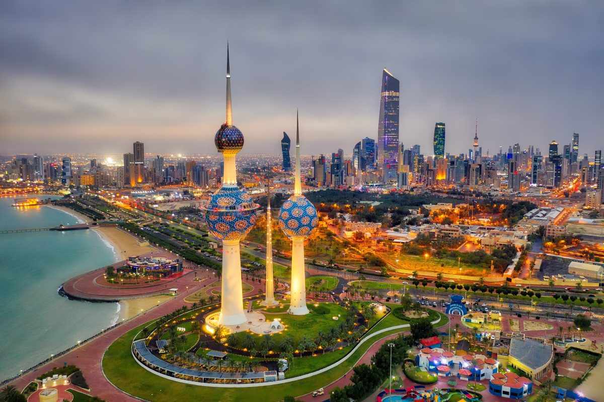 travel,kuwait,rules,introduce,expats