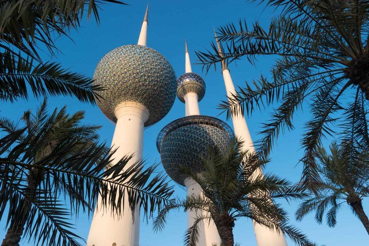 report,travel,kuwait,restrictions,expat