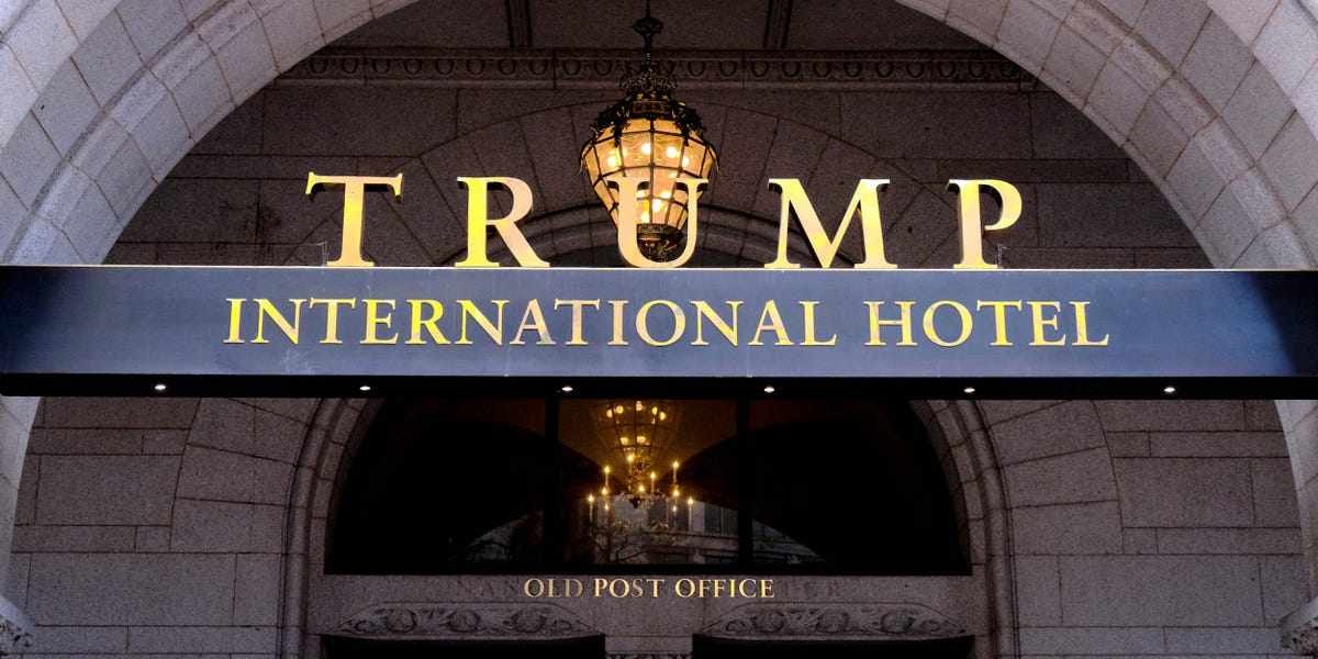 foreign,hotel,show,trump,governments