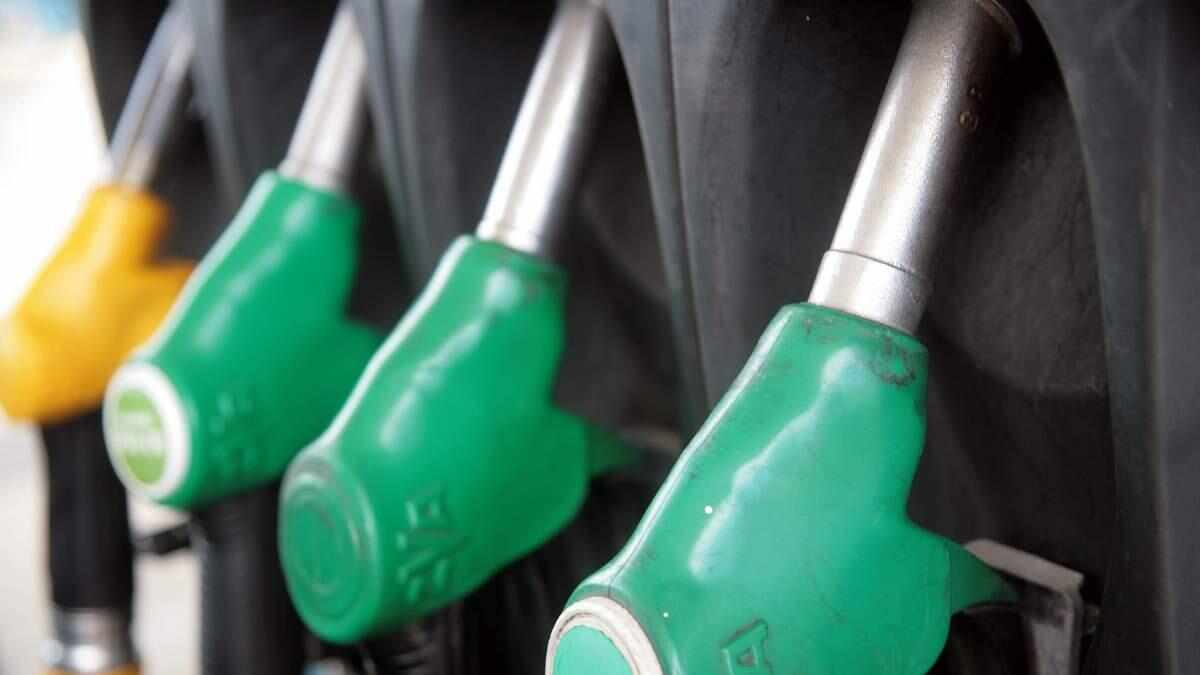 uae,prices,fuel,countries,cheaper