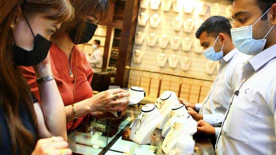uae gold residents prices customers