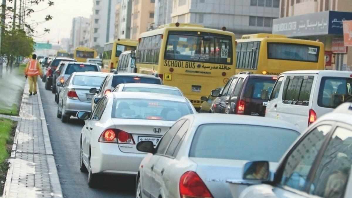 uae,government,traffic,pay,fees
