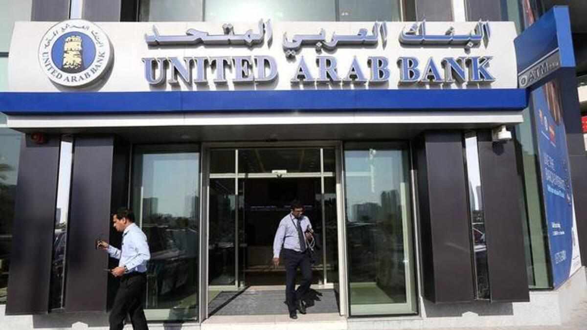 bank,arab,profit,united,cent