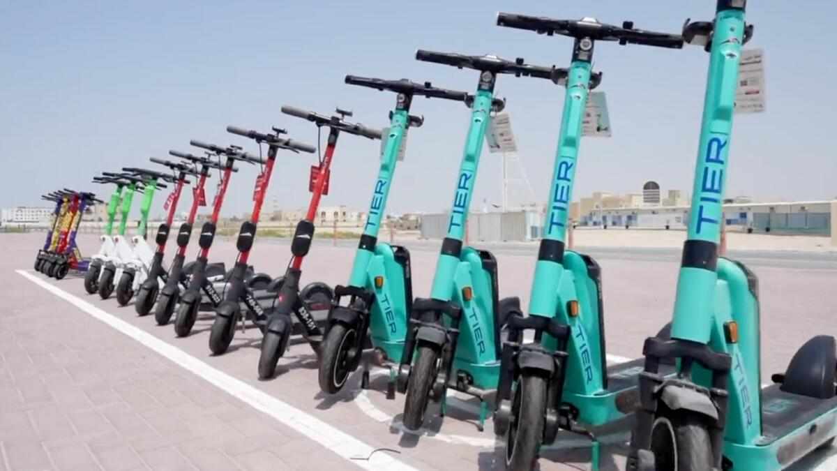 dubai,video,scooter,rental,scooters