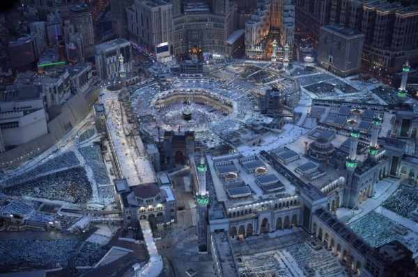 saudi holy rulers sites development