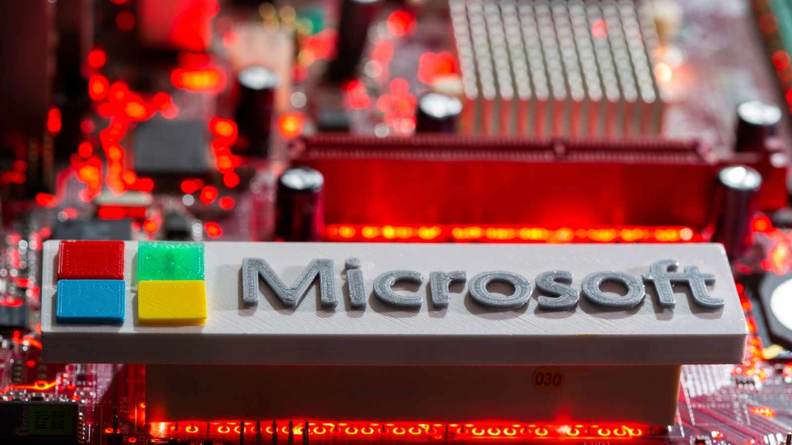 microsoft,cybersecurity,looking,outage,culprits