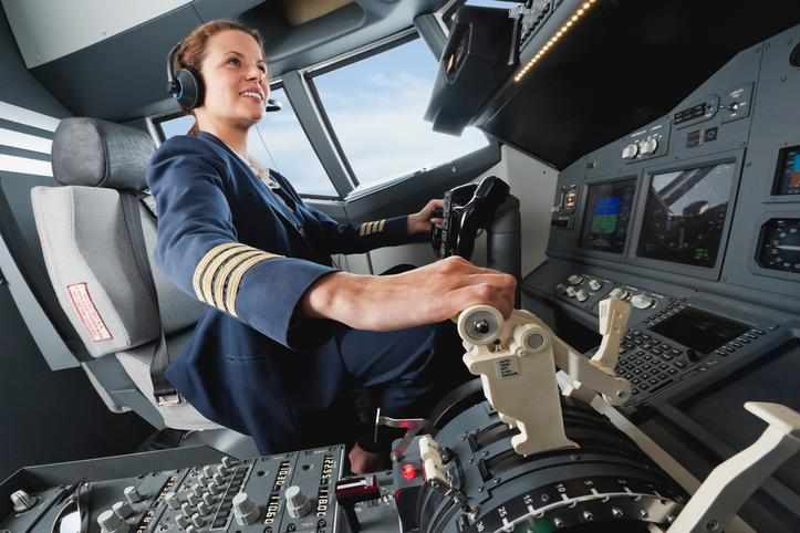 uae,women,aviation,workforce,represent