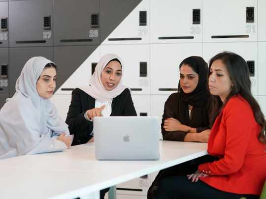 women,emirati,entrepreneurs,report,survey
